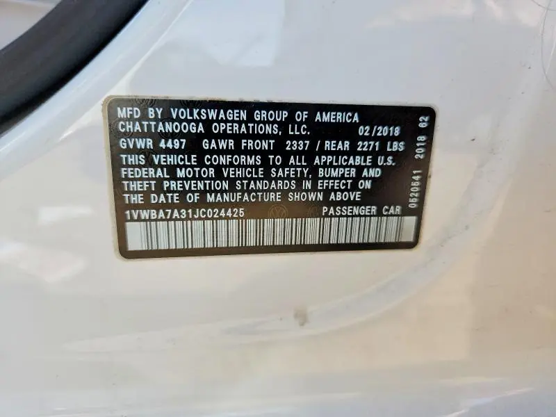 2018 VOLKSWAGEN PASSAT SE  