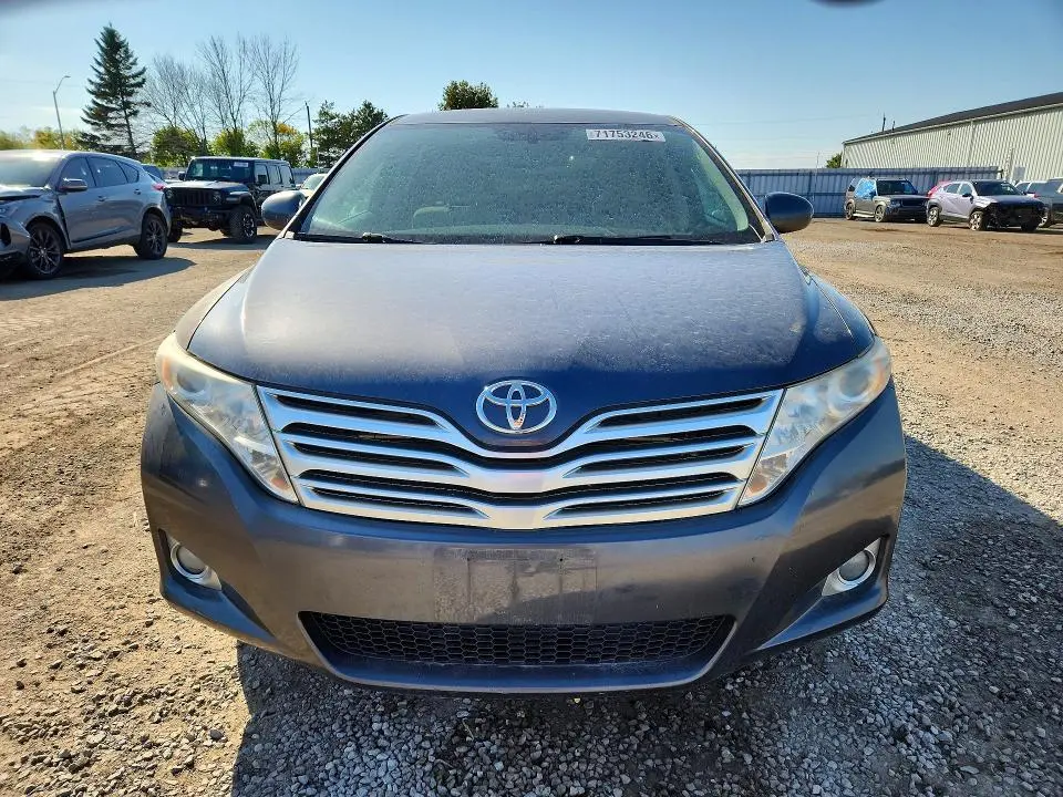 2012 TOYOTA VENZA LE  