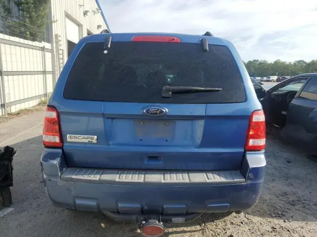 2010 FORD ESCAPE XLT  