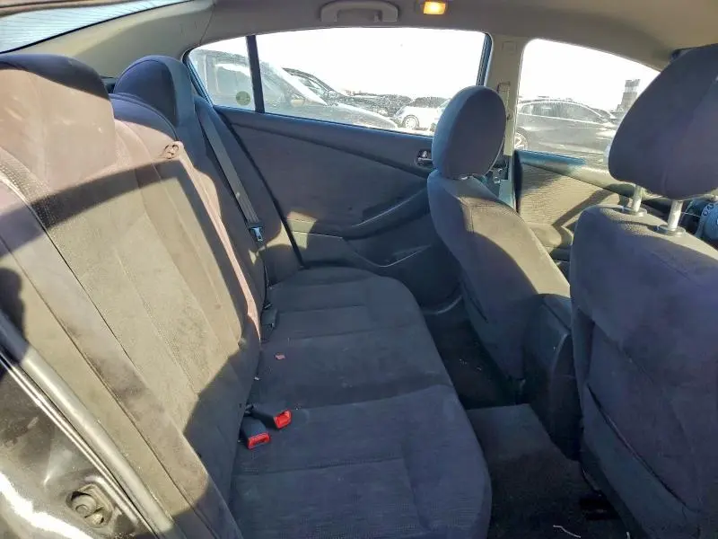 2010 NISSAN ALTIMA BASE  