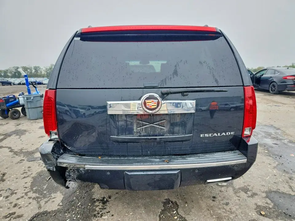 2012 CADILLAC ESCALADE ESV PLATINUM  