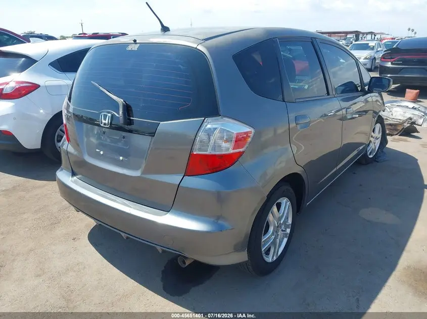 2012 HONDA FIT  