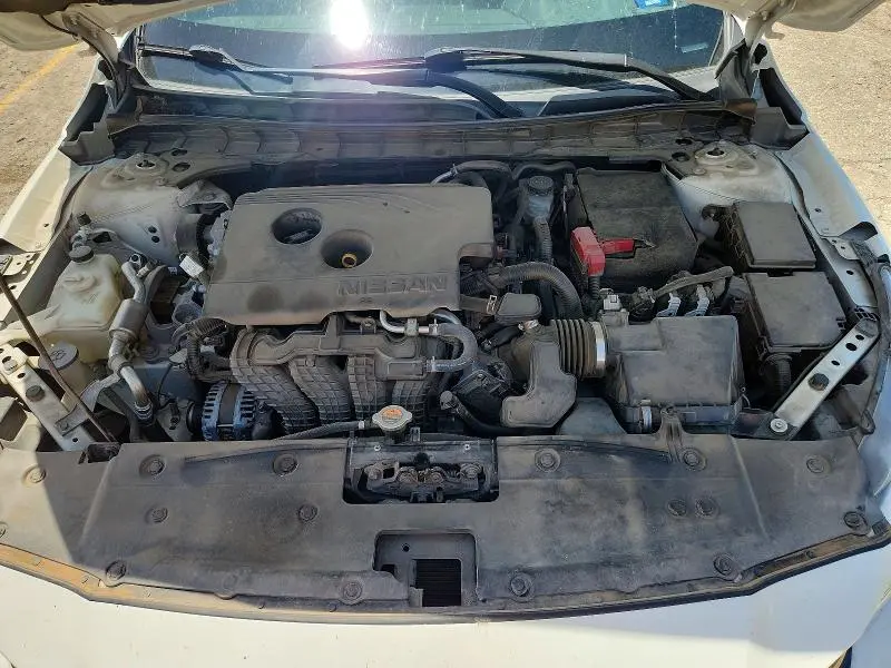 2019 NISSAN ALTIMA SR  