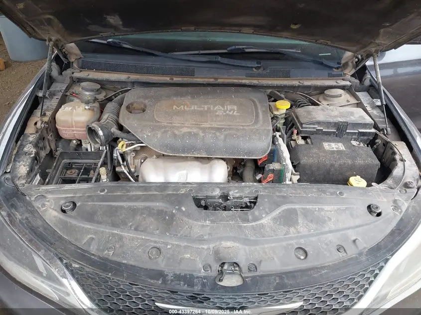 2016 CHRYSLER 200 LIMITED