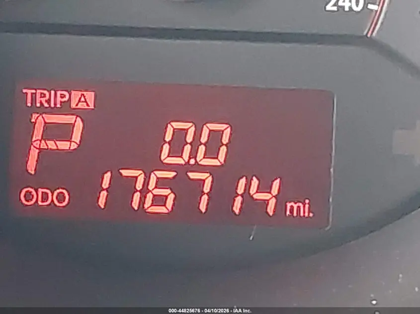 2012 KIA SORENTO LX