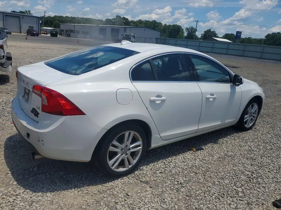 2013 VOLVO S60 T5  