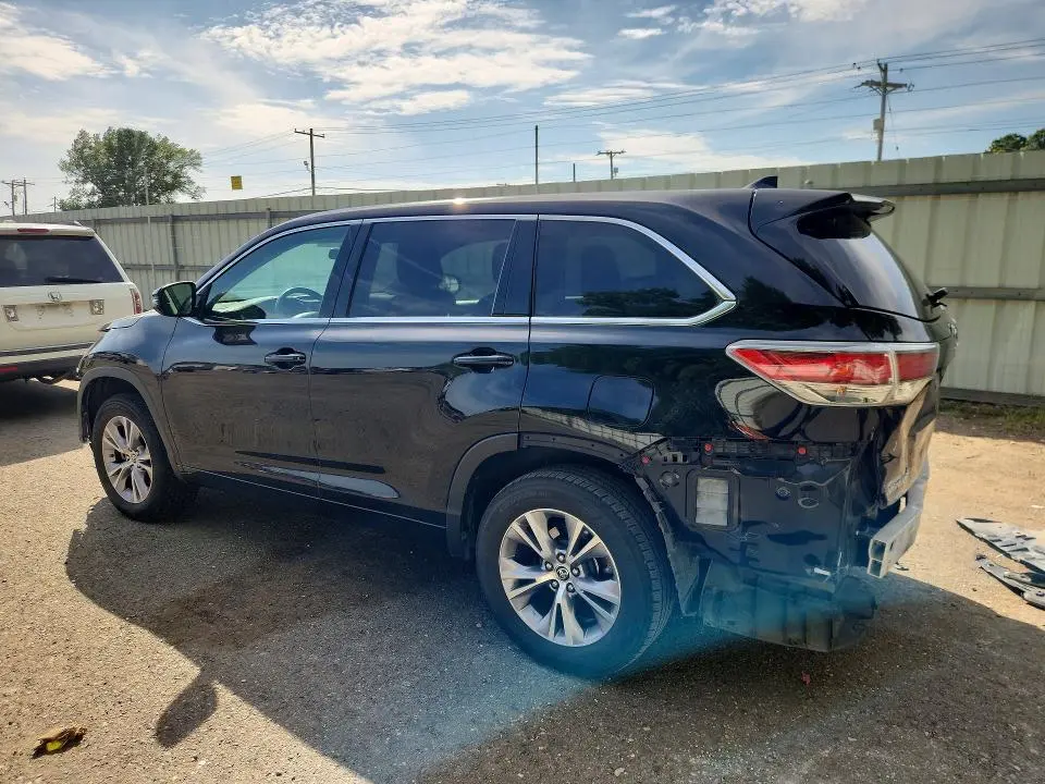 2016 TOYOTA HIGHLANDER LE PLUS  