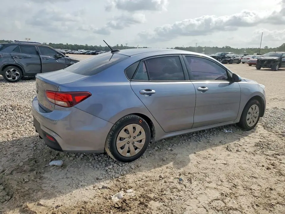 2020 KIA RIO S  