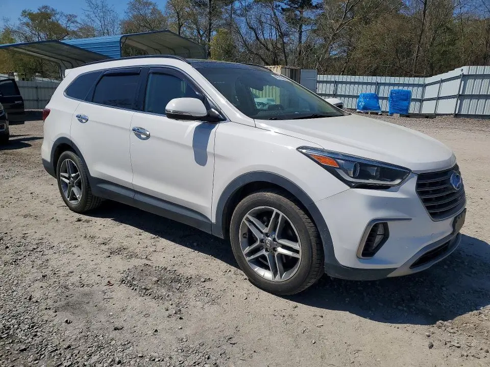 2017 HYUNDAI SANTA FE SE ULTIMATE  