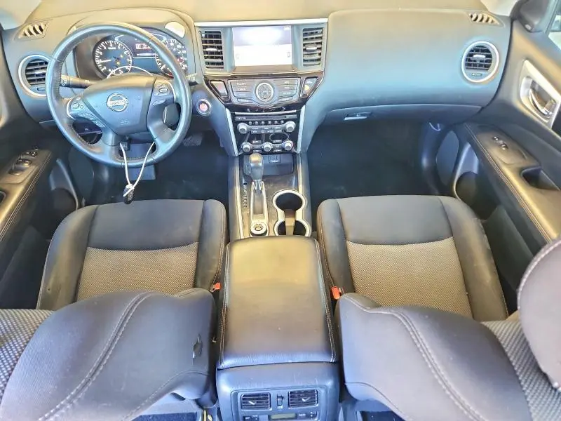2019 NISSAN PATHFINDER SV  