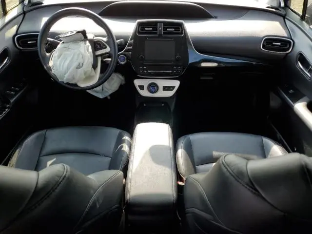 2017 TOYOTA PRIUS   