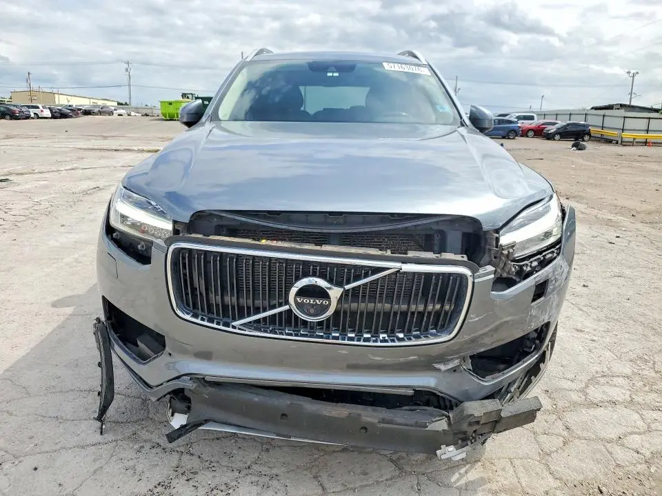 2018 VOLVO XC90 T6  