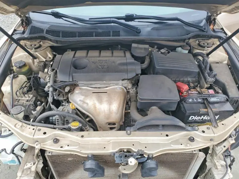 2011 TOYOTA CAMRY BASE  