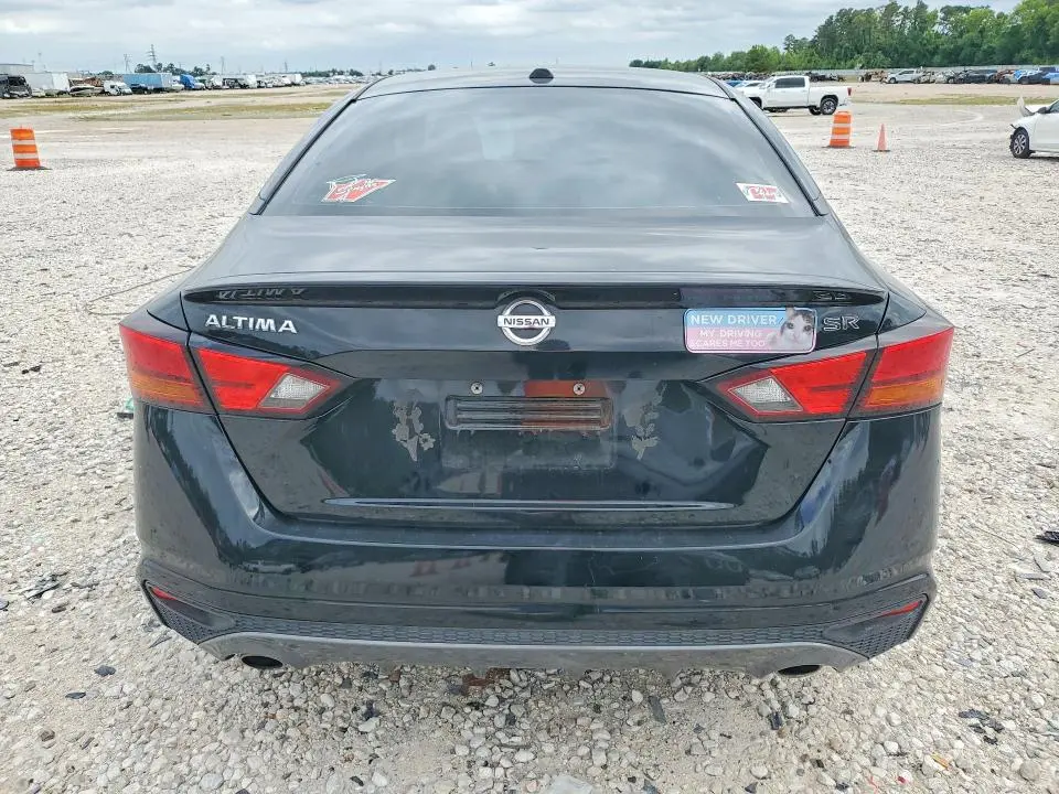 2019 NISSAN ALTIMA SR  