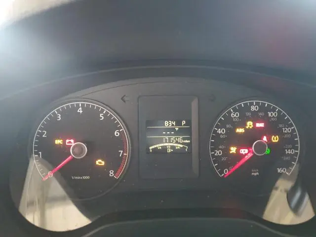 2011 VOLKSWAGEN JETTA SE  