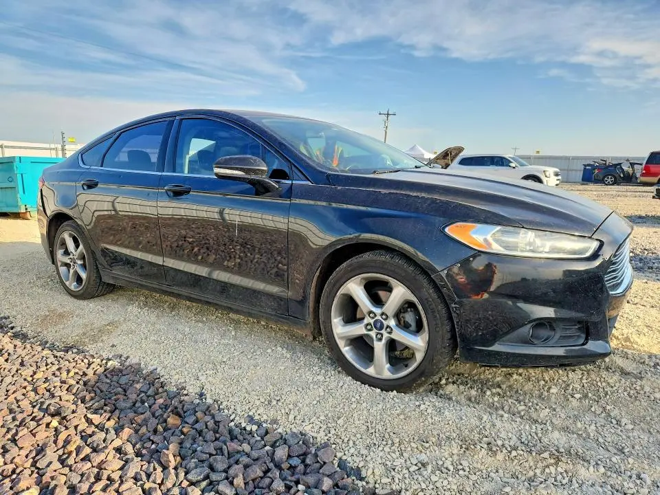 2015 FORD FUSION SE  