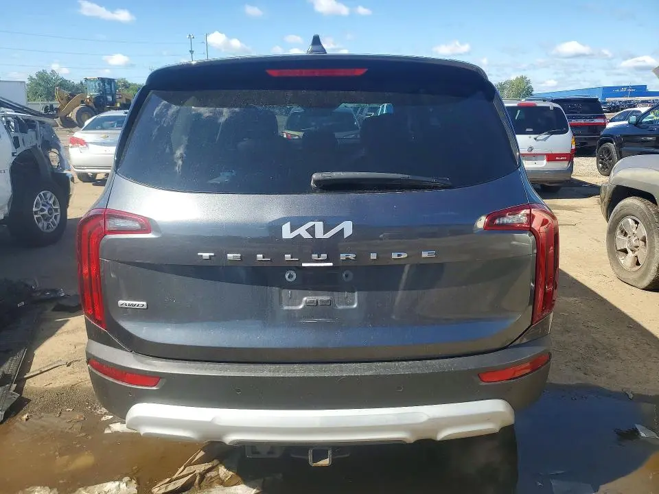 2022 KIA TELLURIDE LX  