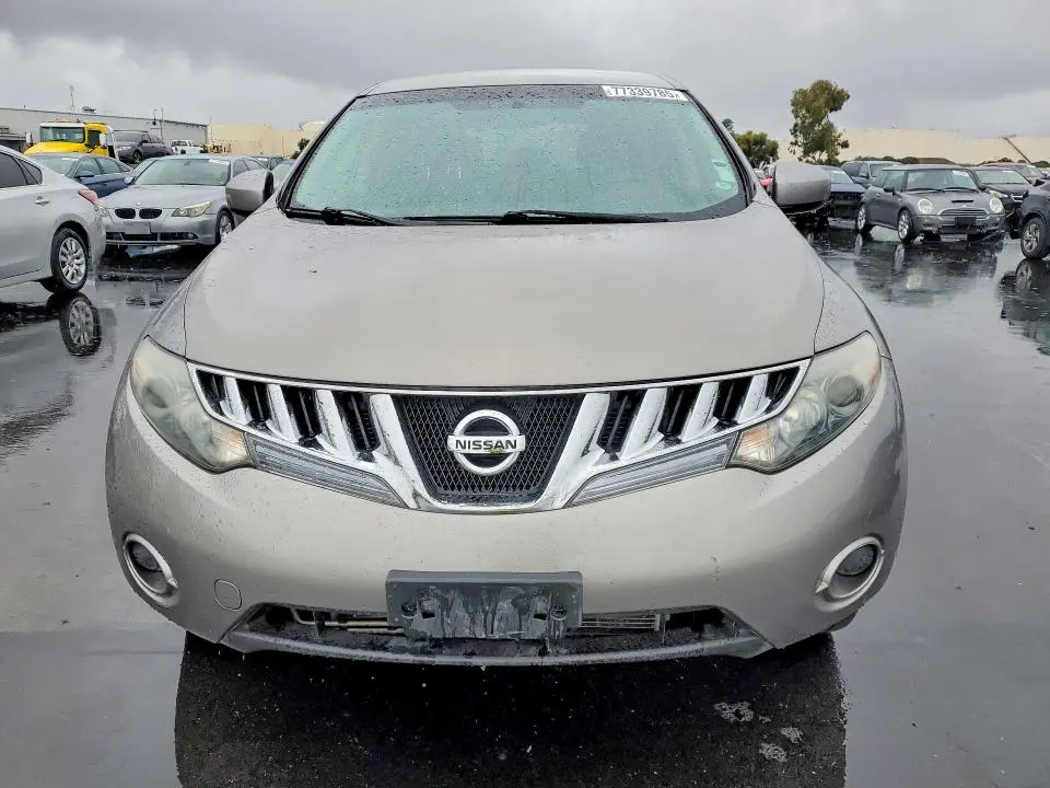 2010 NISSAN MURANO S  