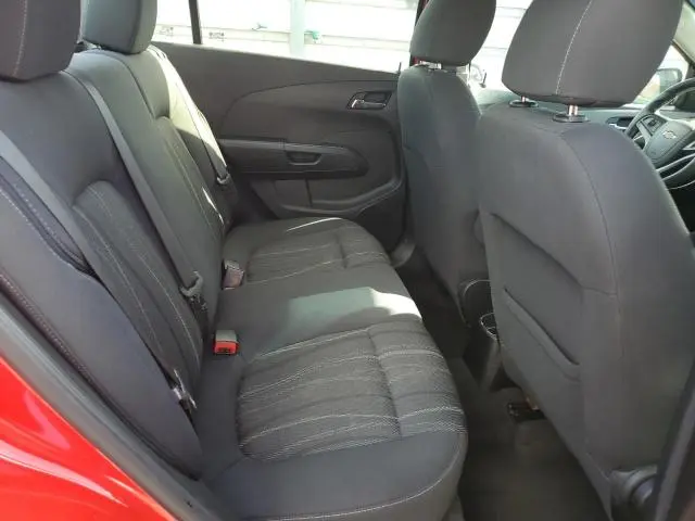 2017 CHEVROLET SONIC LT  