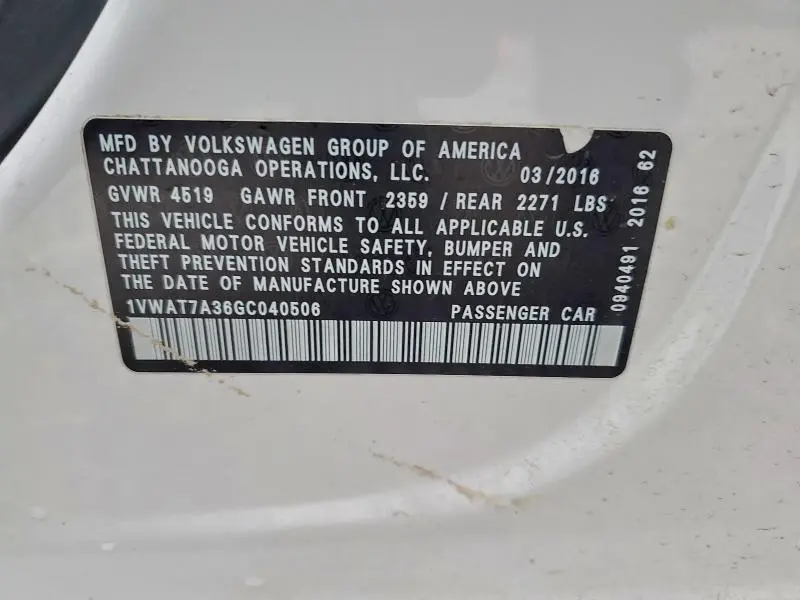 2016 VOLKSWAGEN PASSAT S  