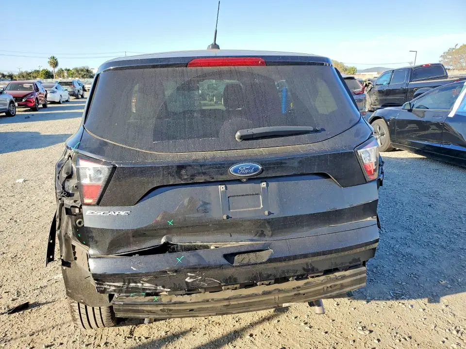 2018 FORD ESCAPE S  