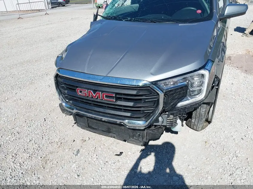 2023 GMC TERRAIN FWD SLE