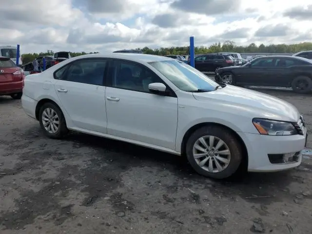 2015 VOLKSWAGEN PASSAT S  