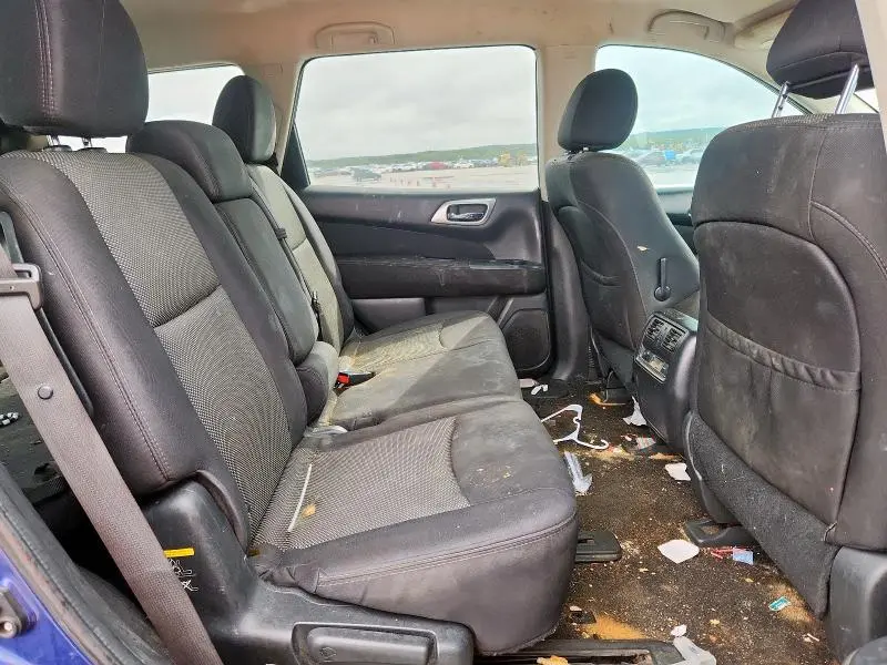 2017 NISSAN PATHFINDER S  