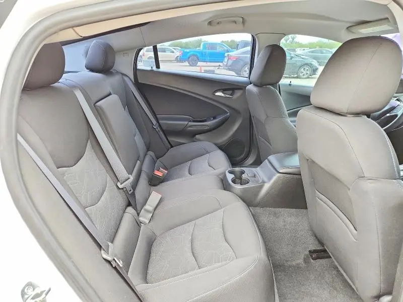 2018 CHEVROLET VOLT LT  