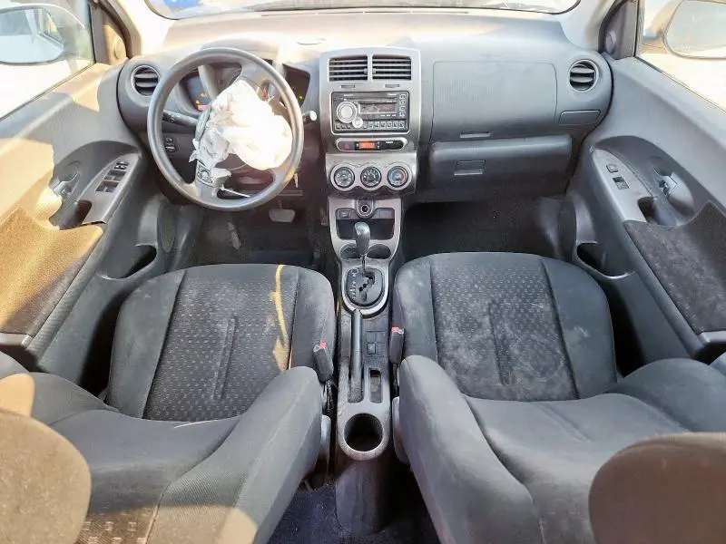 2011 TOYOTA SCION XD   