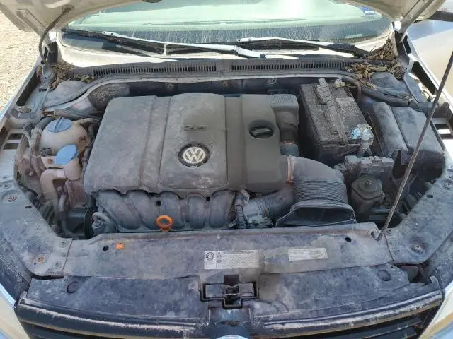 2012 VOLKSWAGEN JETTA SE