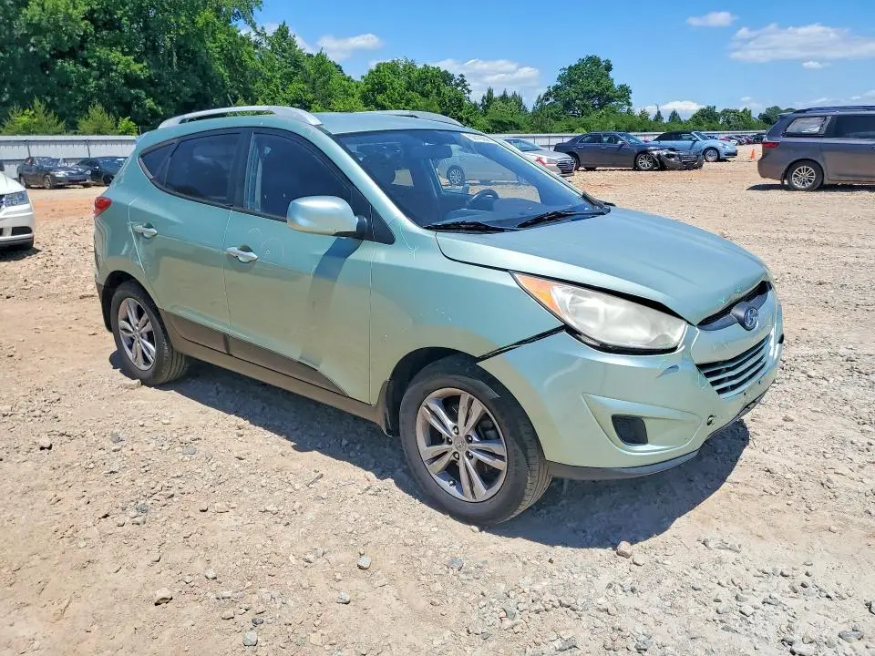 2011 HYUNDAI TUCSON GLS  