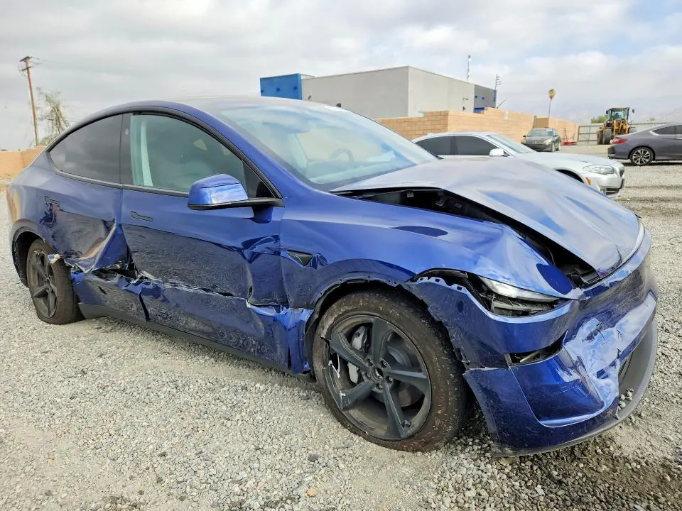 2026 TESLA MODEL Y   