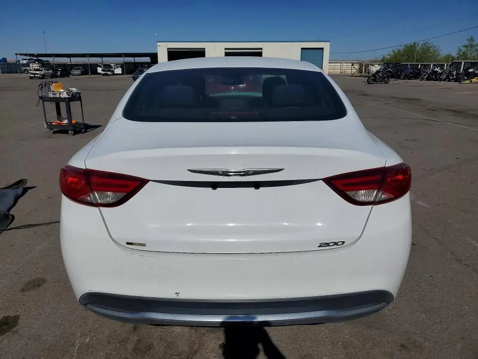 2015 CHRYSLER 200 LIMITED  