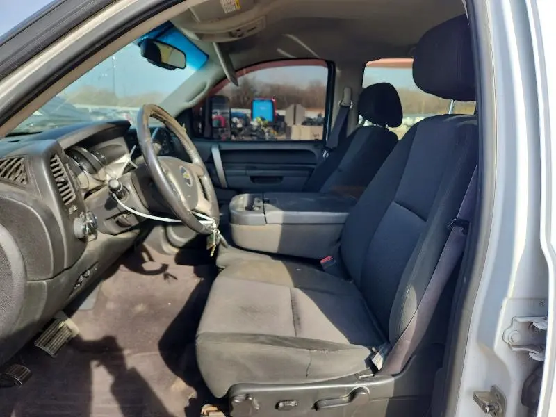 2011 CHEVROLET SILVERADO K2500 HEAVY DUTY LT  