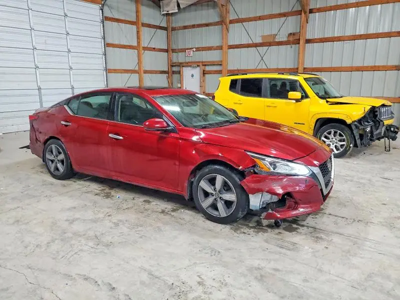 2019 NISSAN ALTIMA SV  