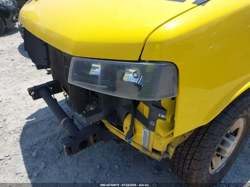 2021 CHEVROLET EXPRESS CARGO RWD 2500 REGULAR WHEELBASE WT