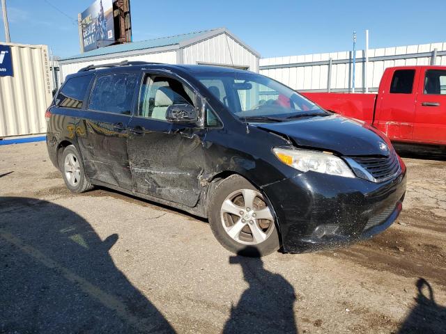 2012 TOYOTA SIENNA LE