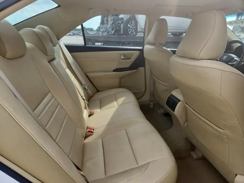 2017 TOYOTA CAMRY XLE  