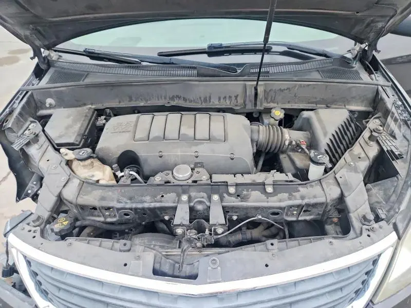 2013 CHEVROLET TRAVERSE LS  