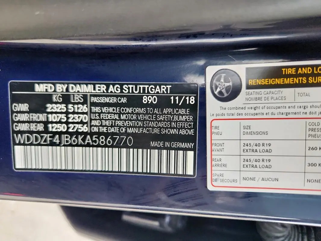 2019 MERCEDES-BENZ E 300  