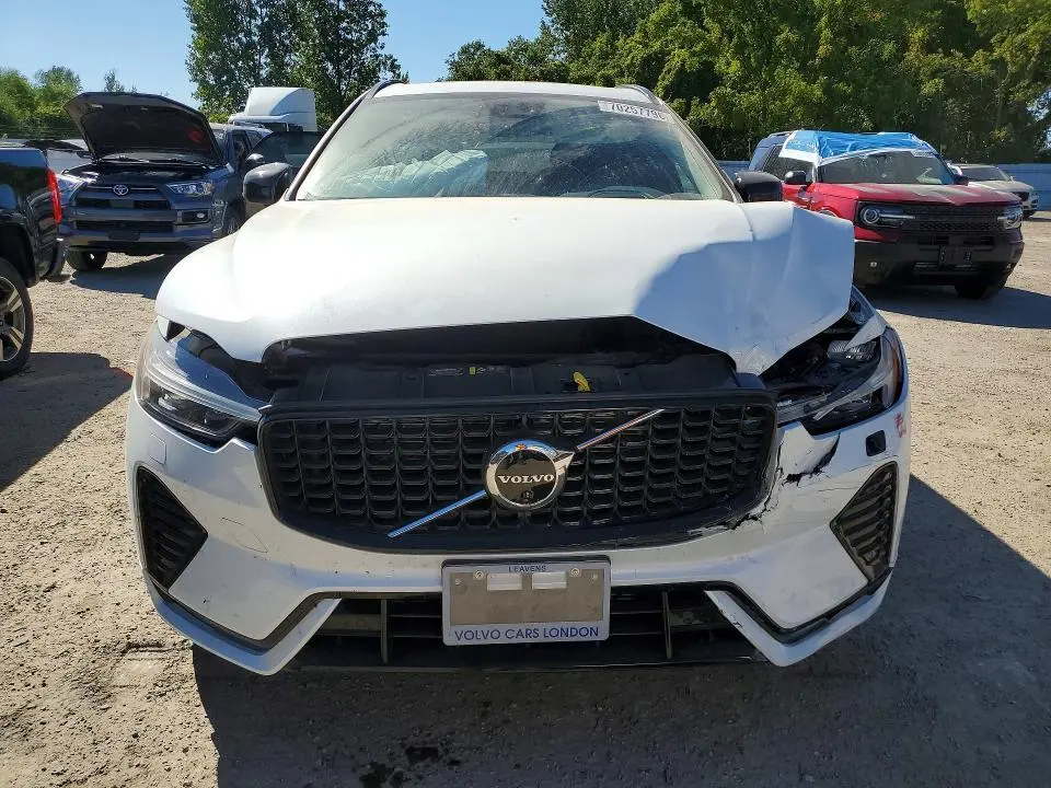 2025 VOLVO XC60 ULTRA  