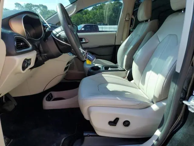 2021 CHRYSLER VOYAGER LXI  