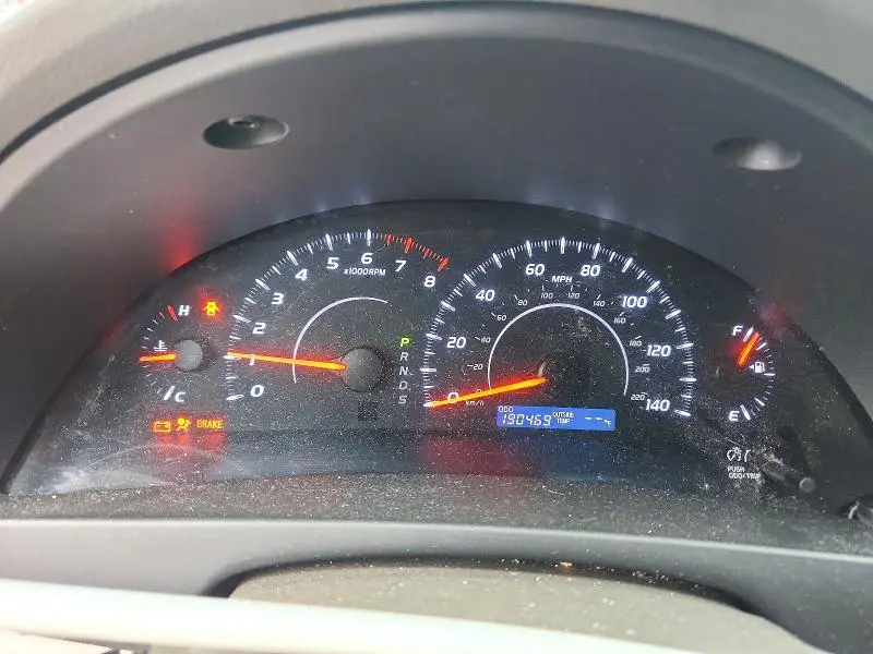 2011 TOYOTA CAMRY LE  