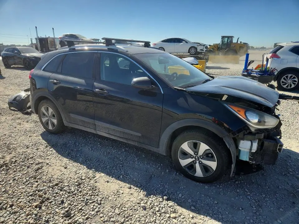 2018 KIA NIRO LX  