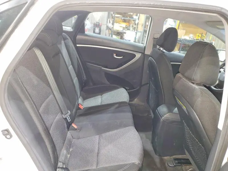 2017 HYUNDAI ELANTRA GT BASE  