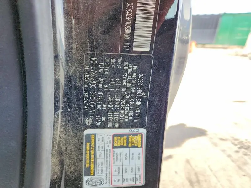 2017 KIA SEDONA LX  
