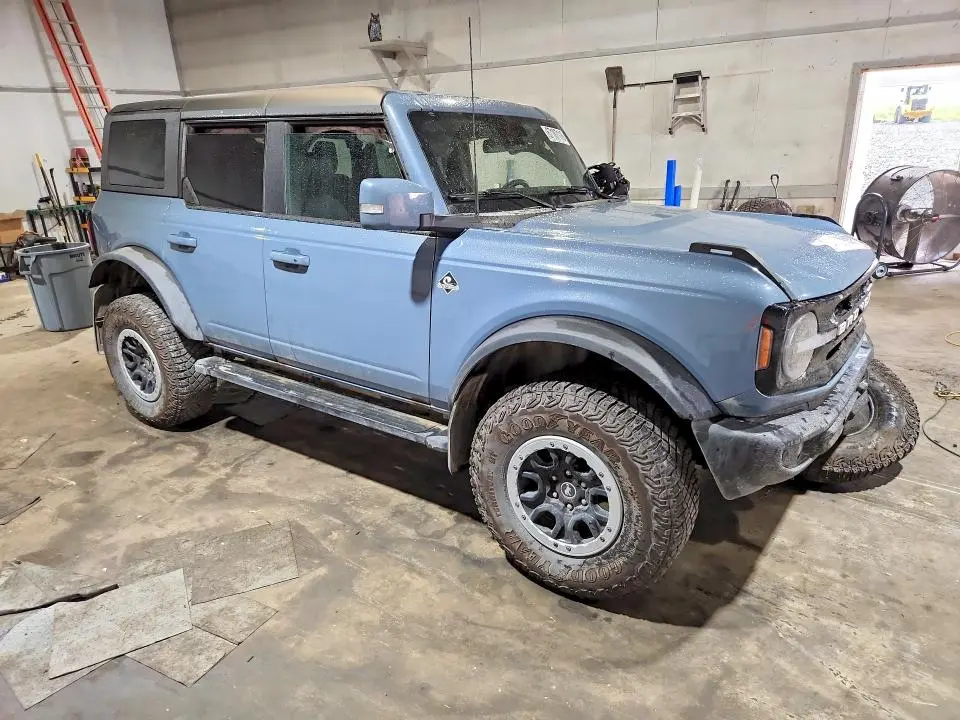 2024 FORD BRONCO OUTER BANKS  