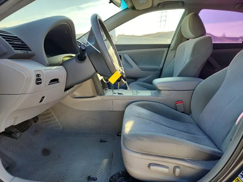 2011 TOYOTA CAMRY BASE  