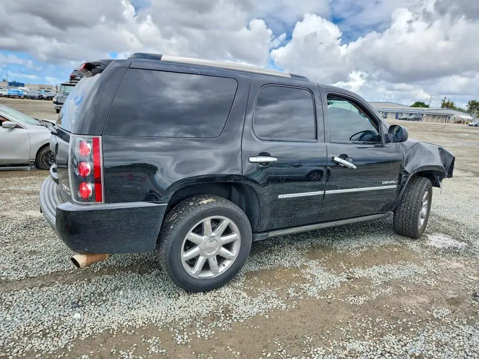 2013 GMC YUKON DENALI  